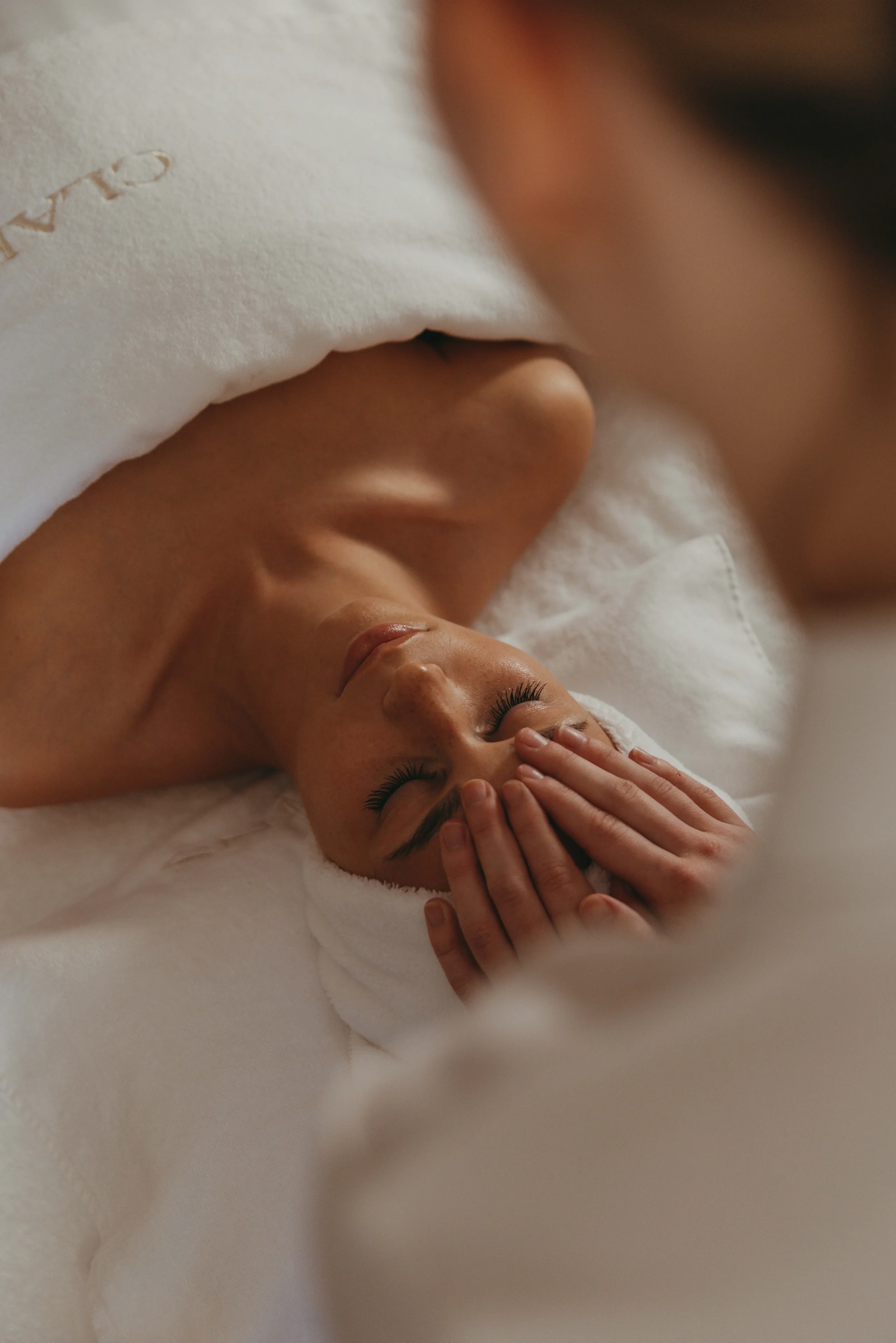 aurelienstudio châteauvalmer spa 20